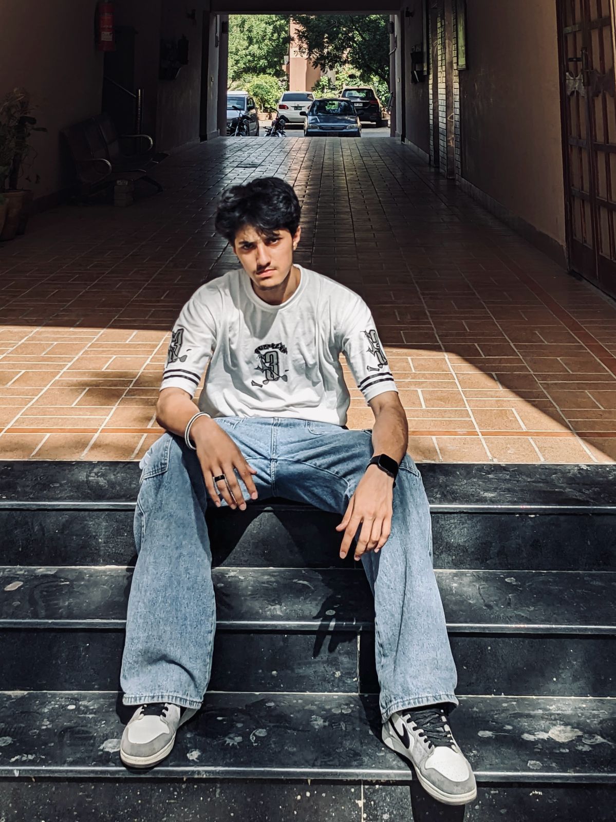 STREET TEE